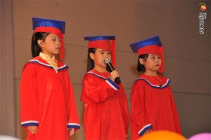 2009-11 - Kids Graduation Day